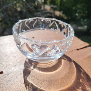Tiffany & Co raised Heart band scallop rim Crystal Bowl 4" Wide 2.5" Tall Vintag